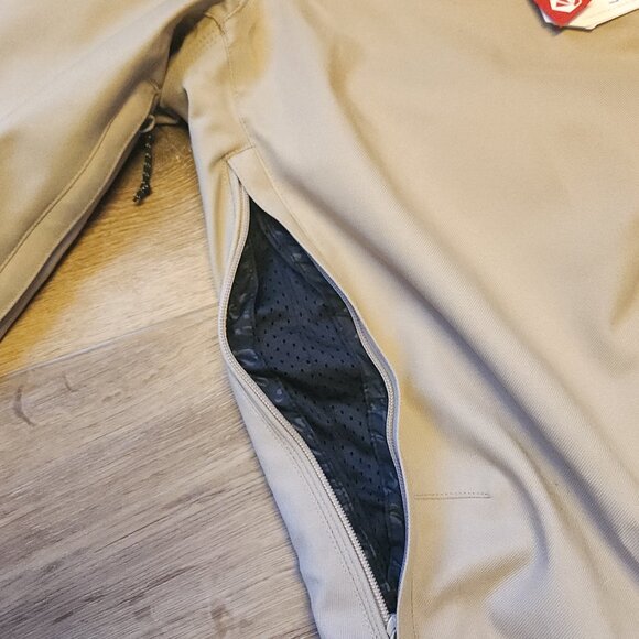 Volcom Womens  Grid 3D stretch insulated snow pant Sand - Picture 5 of 5